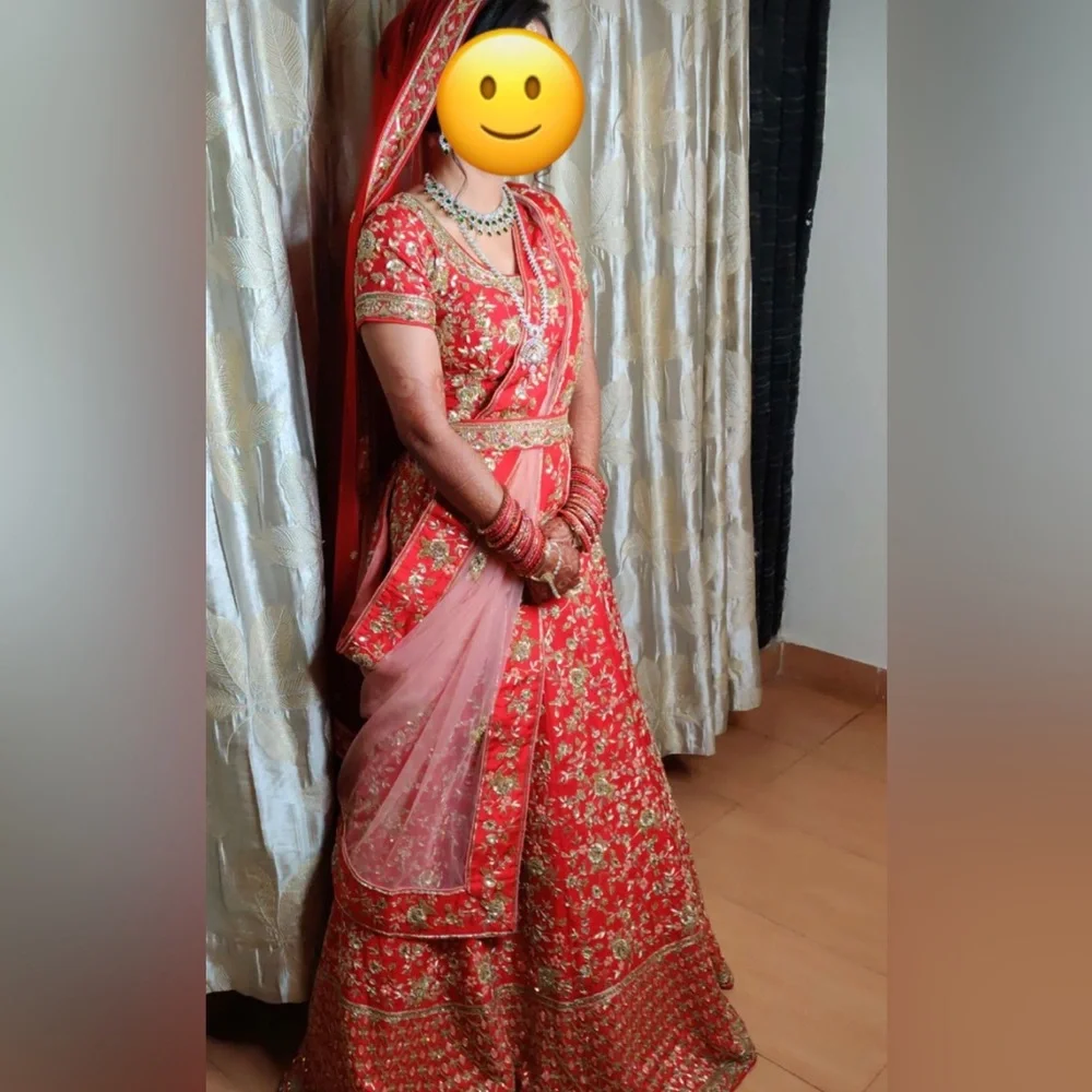 Bridal Lehenga with fully hand work on it - Picture 1 of 3